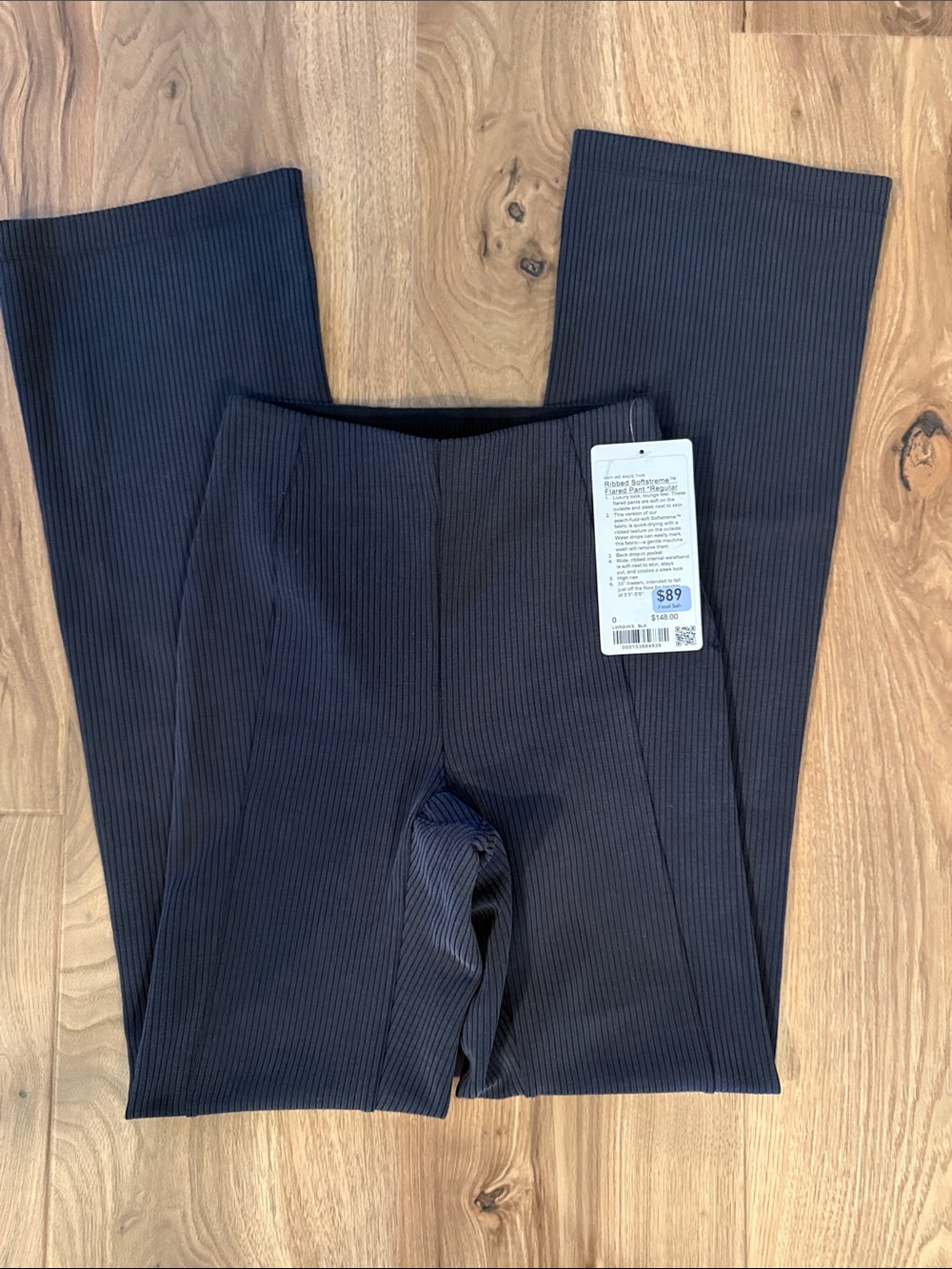 Lululemon Ribbed softstreme - Picture 4 of 5